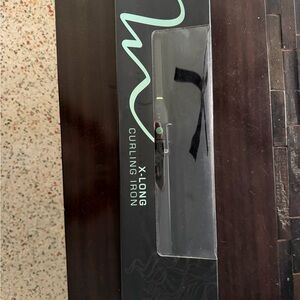 Mint XL Long Curling Iron - Black